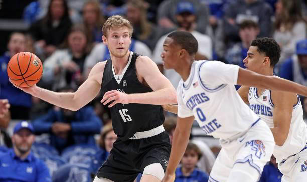 乐鱼体育赛前费城76人备战CBA季后赛，更衣室发声细节曝光，管理层满意，高层口径保持一致的简单介绍